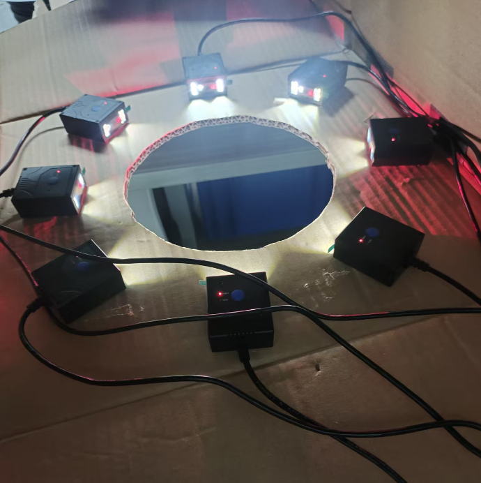 智能飲料瓶子回收機RVM掃碼固定掃描器嵌入設(shè)備里，360 度無死角掃碼，精準(zhǔn)捕捉不遺漏！.png